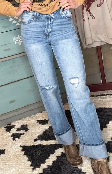 The Ariana 90’s Straight Jeans